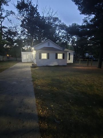 3229 7th Street, Muskegon Heights, MI 49444