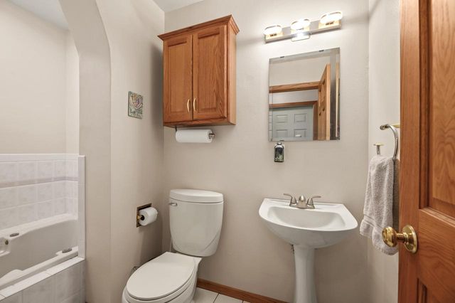 2115 Rambling Rose ROAD, Waukesha, WI 53186