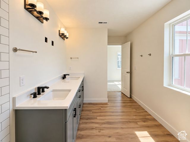 11283 S HAZEL GREEN DR, South Jordan, UT 84009