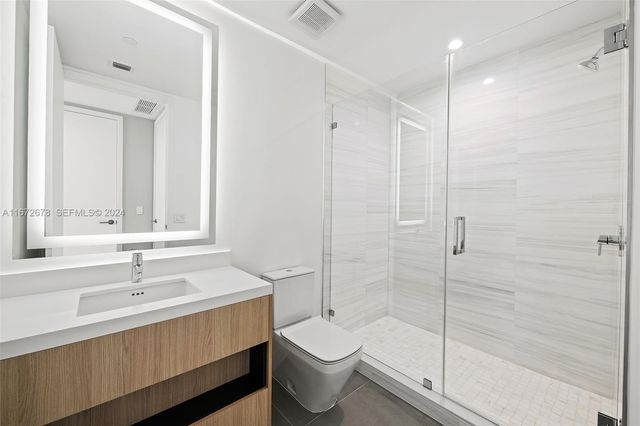 851 NE 1st Avenue PH 5402, Miami, FL 33132