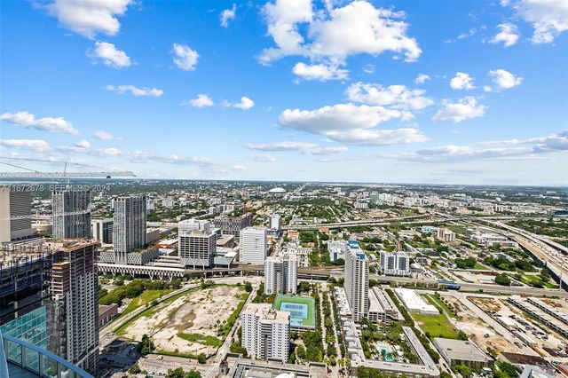 851 NE 1st Avenue PH 5402, Miami, FL 33132