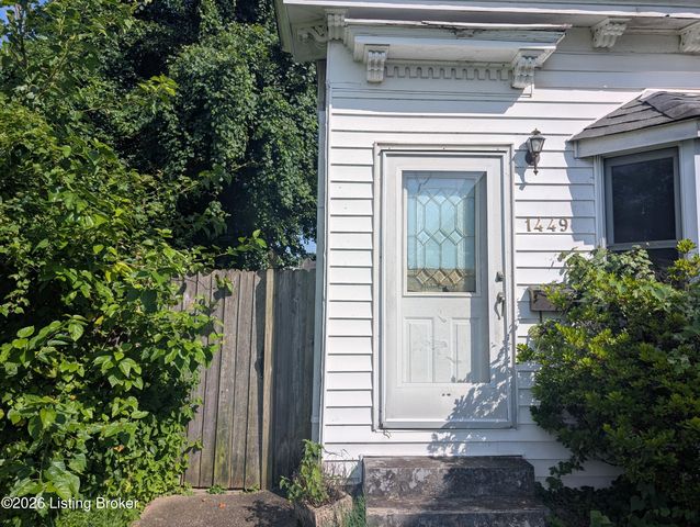 1449 Texas Ave, Louisville, KY 40217