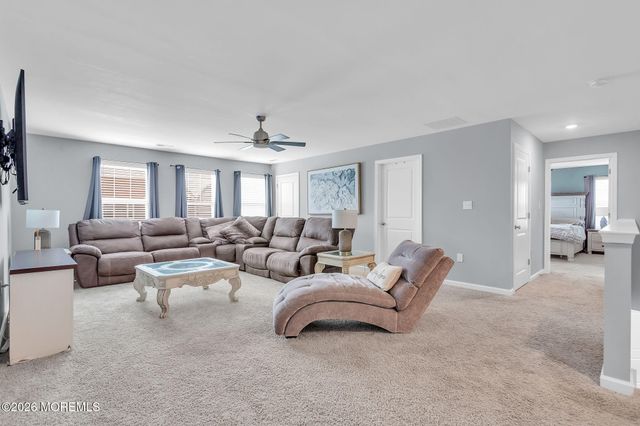14 Bennet Lane, Manahawkin, NJ 08050