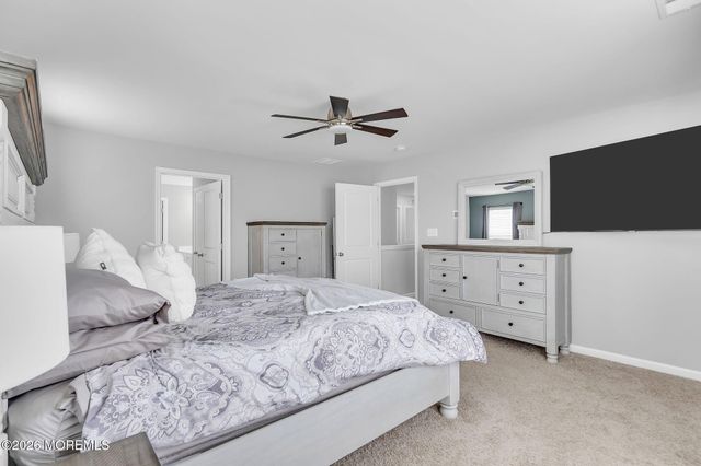 14 Bennet Lane, Manahawkin, NJ 08050