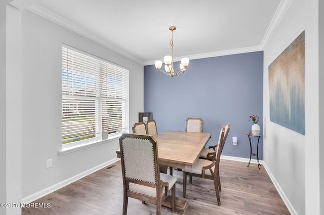 14 Bennet Lane, Manahawkin, NJ 08050