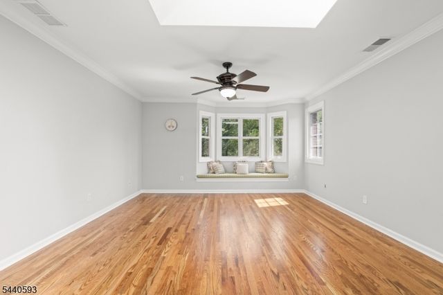 33 Fox Run, North Caldwell Boro, NJ 07006