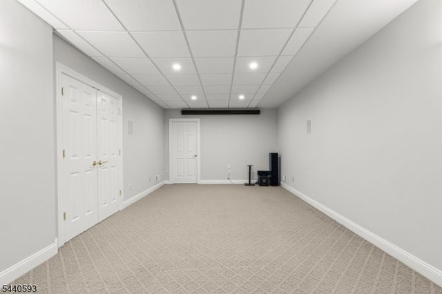 33 Fox Run, North Caldwell Boro, NJ 07006