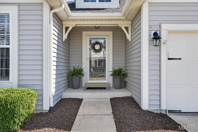 418 Country Stone Drive, Lake St Louis, MO 63367