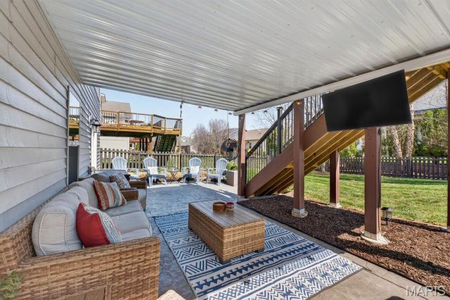 418 Country Stone Drive, Lake St Louis, MO 63367