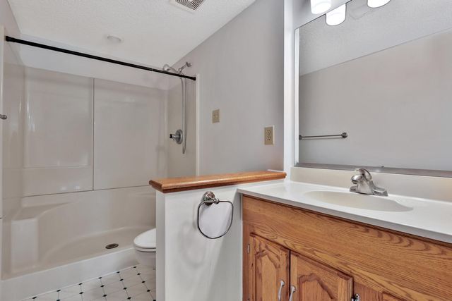 13460 Riverview Drive NW, Elk River, MN 55330