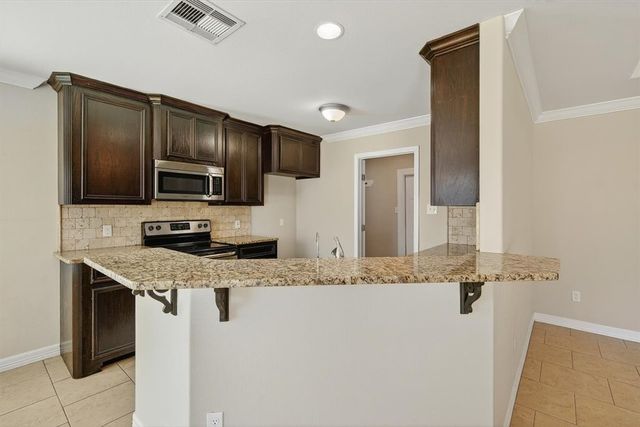 2818 Lake Rhapsody Dr, Corpus Christi, TX 78414