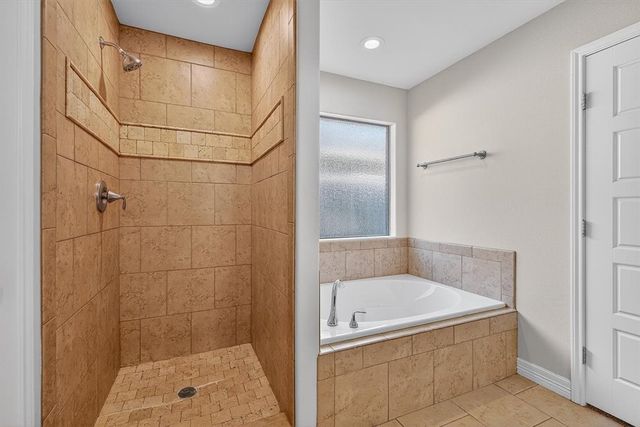 2818 Lake Rhapsody Dr, Corpus Christi, TX 78414