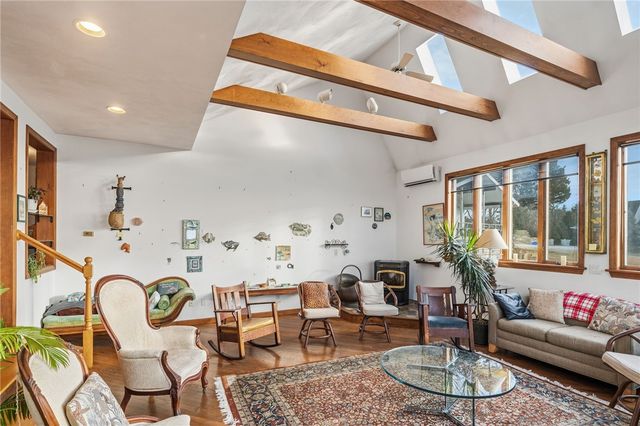 30 W Bay View Drive, Jamestown, RI 02835