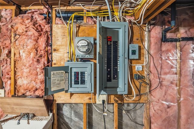 30 W Bay View Drive, Jamestown, RI 02835