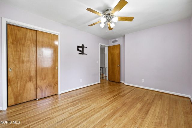2914 Meadowwood Drive, Toledo, OH 43606