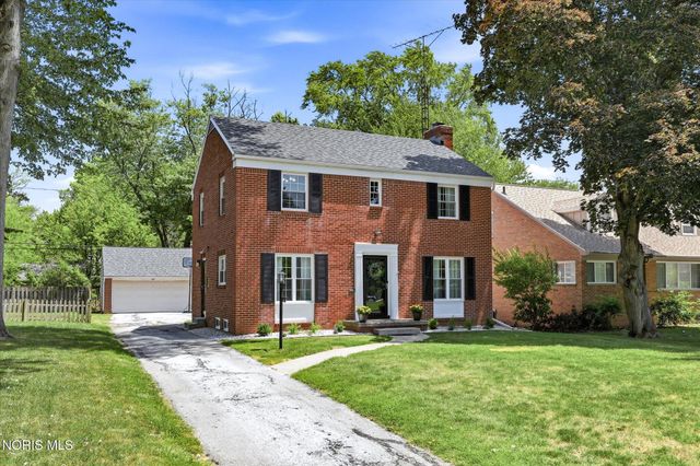 2914 Meadowwood Drive, Toledo, OH 43606