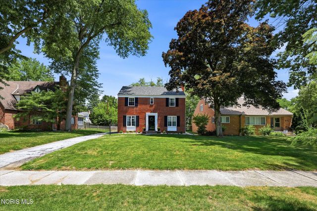 2914 Meadowwood Drive, Toledo, OH 43606