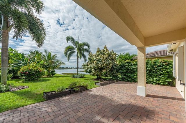 5952 Spanish River Road, Fort Pierce, FL 34951