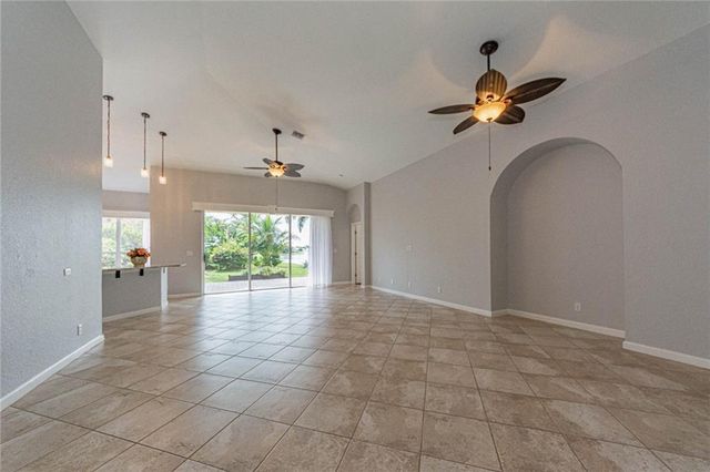 5952 Spanish River Road, Fort Pierce, FL 34951