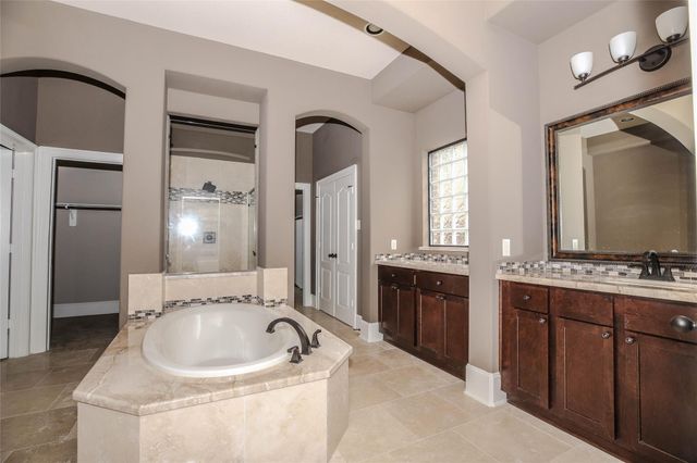 5038 Lockridge Sky Lane, Sugar Land, TX 77479