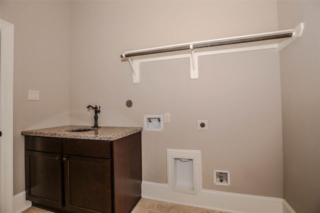 5038 Lockridge Sky Lane, Sugar Land, TX 77479