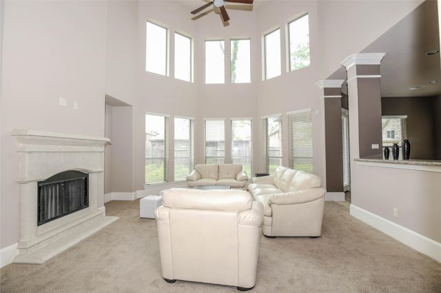 5038 Lockridge Sky Lane, Sugar Land, TX 77479