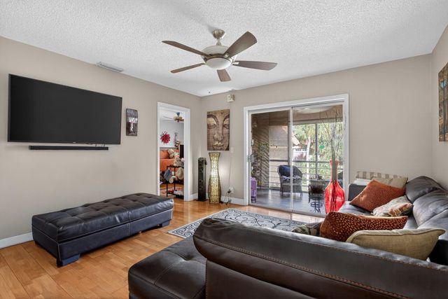 8105 NW 27th Street 3, Coral Springs, FL 33065