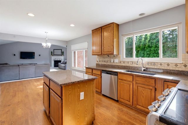 9969 Somerset Drive, Symmes Twp, OH 45140
