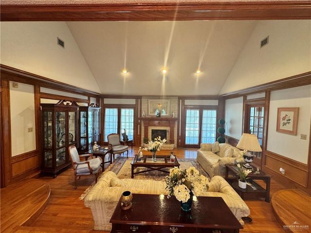 608 E Jackson Avenue, Mcallen, TX 78501