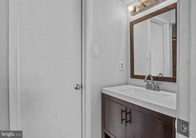 1212 ROBERTS WAY, Voorhees, NJ 08043