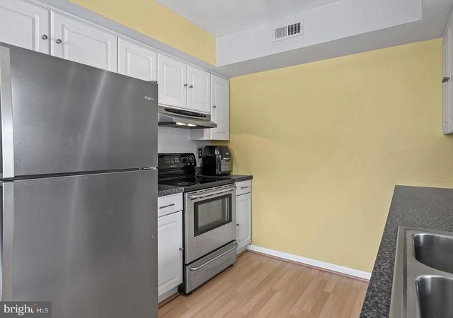 1212 ROBERTS WAY, Voorhees, NJ 08043