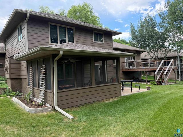 3704 S Judy Ave Avenue, Sioux Falls, SD 57103