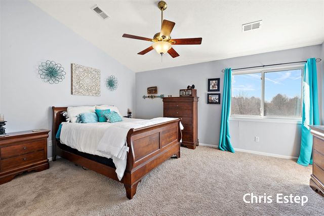 5877 Crosswinds Drive 32, Norton Shores, MI 49444