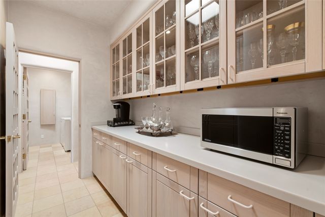 871 Vista Canada, Santa Fe, NM 87501