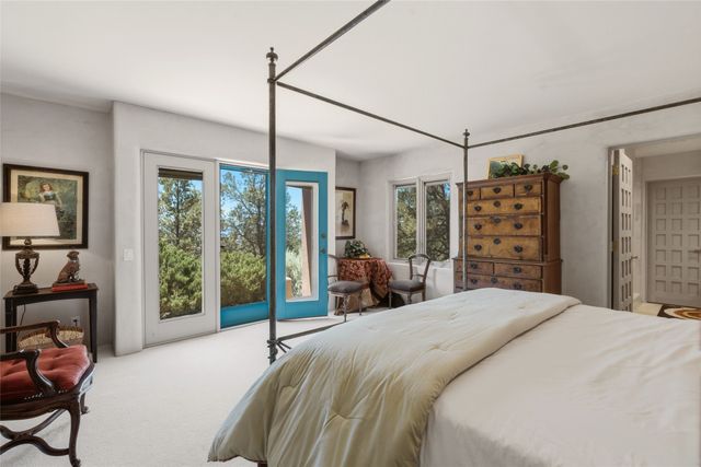 871 Vista Canada, Santa Fe, NM 87501