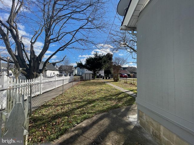 404 WEST ST, Clayton, DE 19938