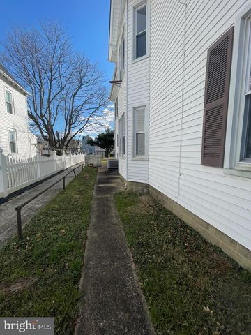 404 WEST ST, Clayton, DE 19938