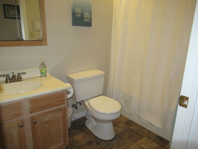 28 Wilsons Woods Road, Brattleboro, VT 05301