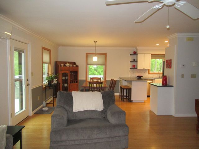 28 Wilsons Woods Road, Brattleboro, VT 05301