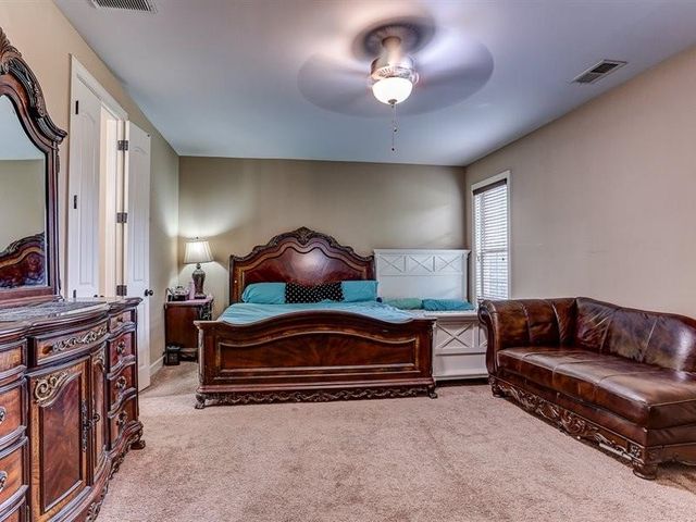 8545 WOODLAND ROSE CIR S, Memphis, TN 38016