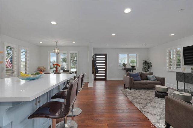 2025 Prospect Avenue, Hermosa Beach, CA 90254