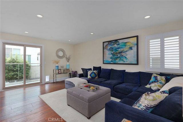 2025 Prospect Avenue, Hermosa Beach, CA 90254