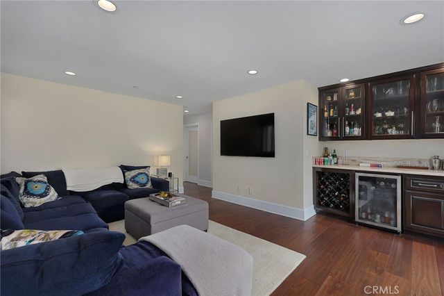 2025 Prospect Avenue, Hermosa Beach, CA 90254