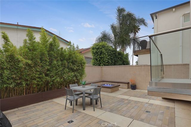 2025 Prospect Avenue, Hermosa Beach, CA 90254