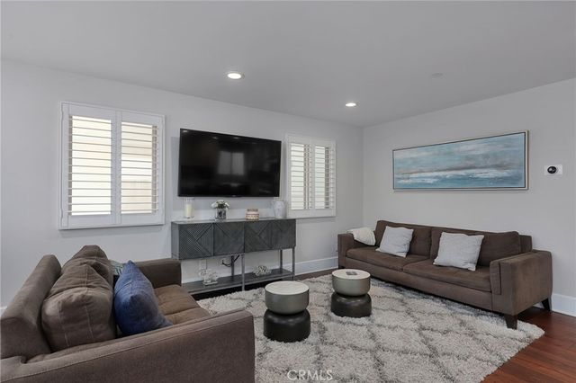 2025 Prospect Avenue, Hermosa Beach, CA 90254