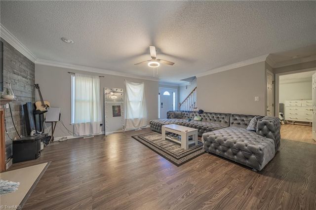 3917 Quillmark Court, Winston-salem, NC 27127