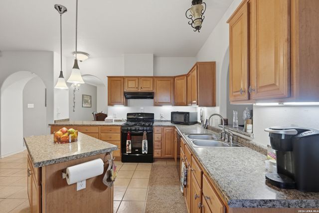 12006 Bobbi Way, San Antonio, TX 78245