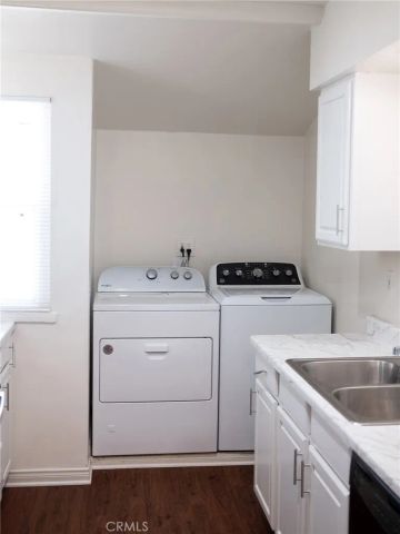 5016 Kester, Sherman Oaks, CA 91403