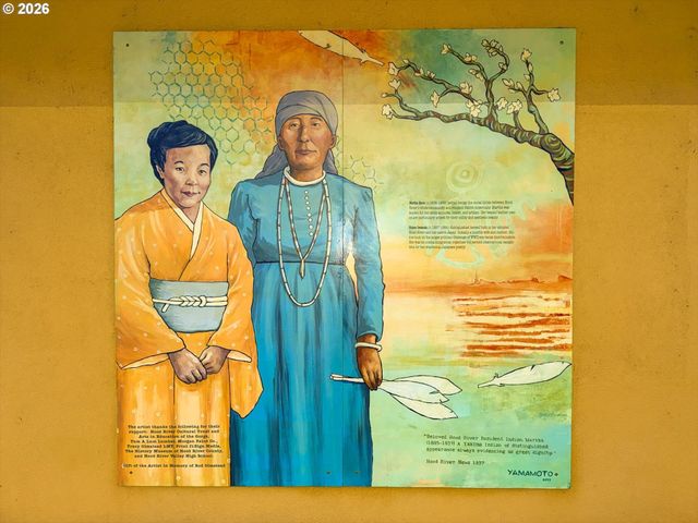 895 5TH Ave, Mosier, OR 97040