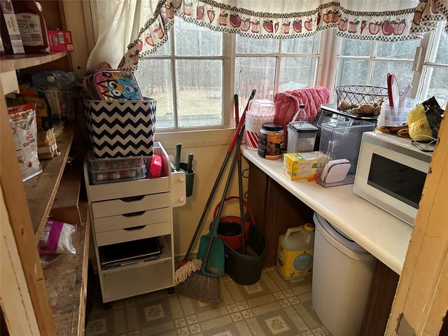 10277 LIBERTY Street Ext, Meadville, PA 16335